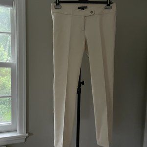 The Wrights Women Ivory Capri Pants